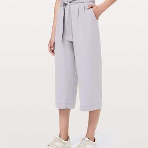 Lululemon Noir Crop SILVERSCREEN